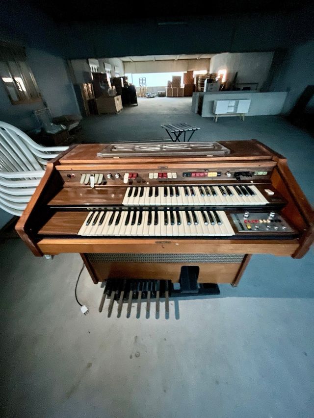 Pianoforte Farfisa vintage