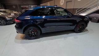 PORSCHE Macan GTS