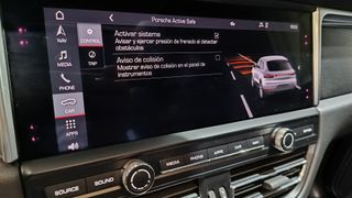 PORSCHE Macan GTS