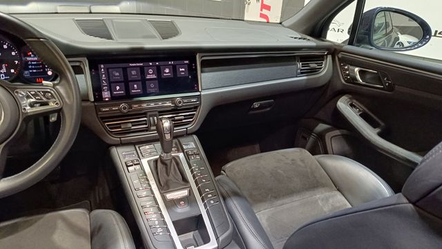 PORSCHE Macan GTS