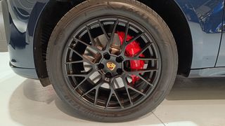 PORSCHE Macan GTS