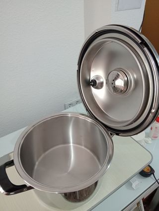 ,.OLLA EXPRES AMC, DIAM. 27,5 C.ALTA 15,5 C.CABE6,