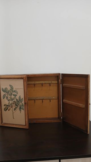 Caja para llaves en madera