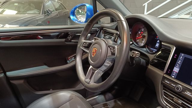 Porsche Macan S