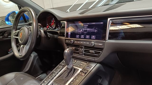 Porsche Macan S