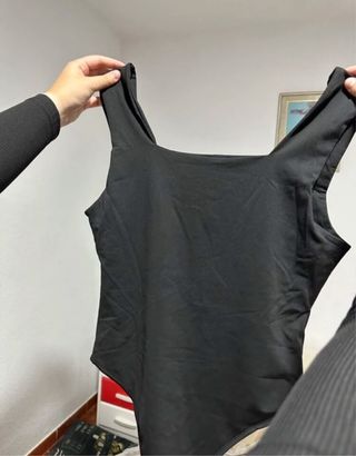 Body negro - prenda exterior