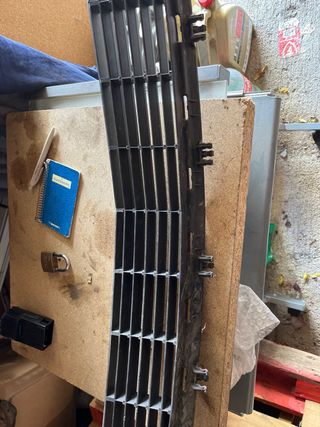 Parrilla parachoques delantero Opel Tigra Twin Top