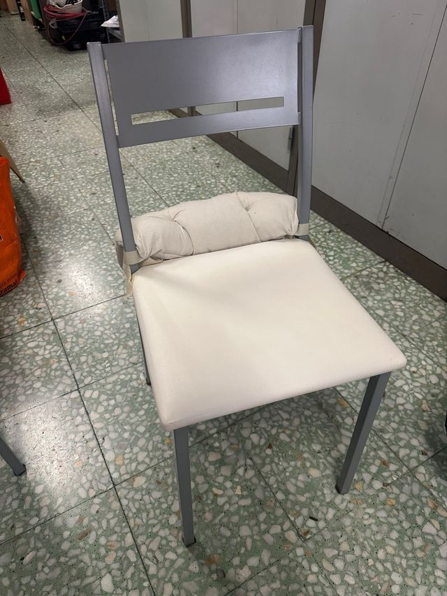 Silla individual marca El corte Inglés