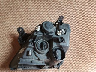 Faro derecho Opel Meriva 2003
