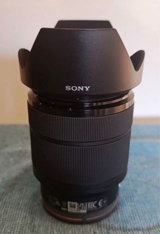 Sony Alpha 7|| + SmallRig +objectivo E 28-70 Sony