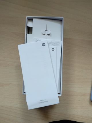 Xiaomi Redmi 12 Azul en caja - Como Nuevo