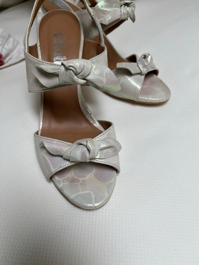 sandalia tornasolada