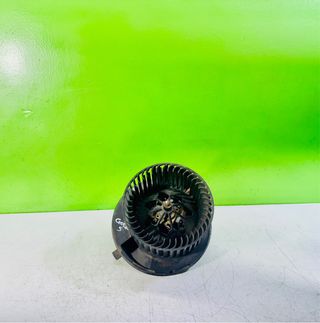 Motor calefacción VW Golf V 1K18199015