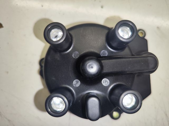 Tapa delco Nissan micra k11