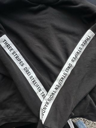 Sudadera Adidas negra c/3 rayas