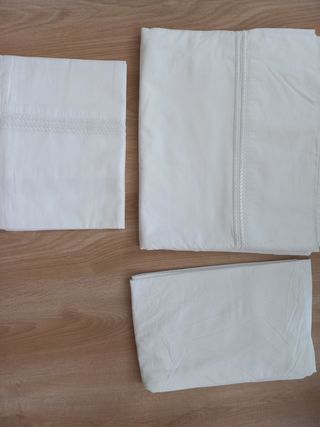 2 sábanas blancas de algodón 