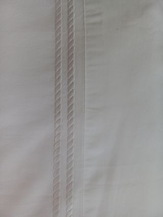2 sábanas blancas de algodón 