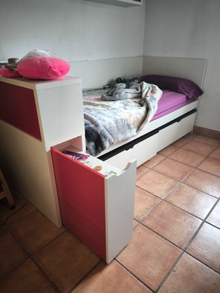 Cama juvenil IKEA con arcones y cabecero 