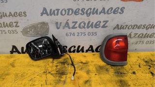 Terrano II Mod Retrovisor y Piloto trasero izq
