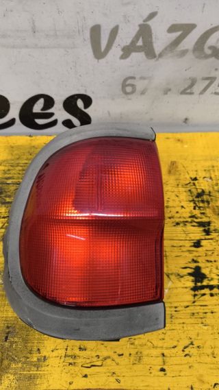 Terrano II Mod Retrovisor y Piloto trasero izq