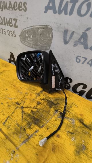 Terrano II Mod Retrovisor y Piloto trasero izq