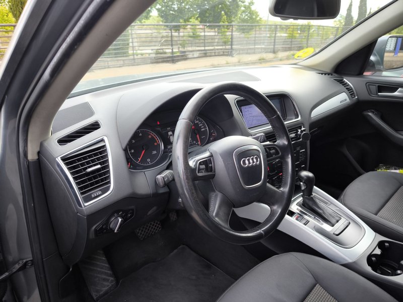 Audi Q5 2.0 TDI Quattro DPF 2011, foto 7