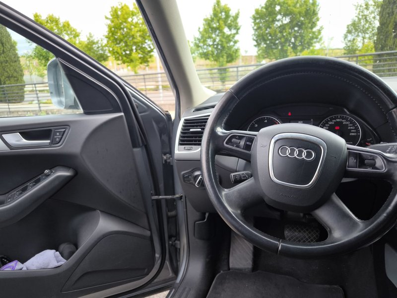 Audi Q5 2.0 TDI Quattro DPF 2011, foto 8