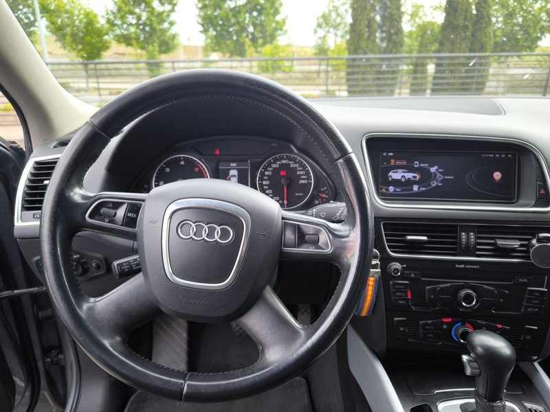 Audi Q5 2.0 TDI Quattro DPF 2011, foto 10