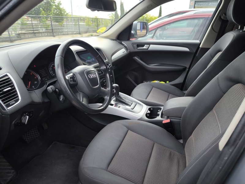 Audi Q5 2.0 TDI Quattro DPF 2011, foto 15