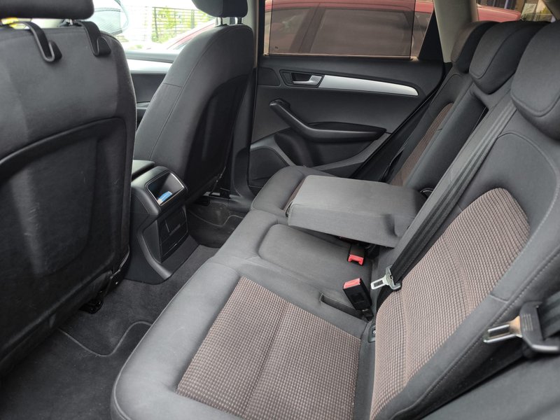 Audi Q5 2.0 TDI Quattro DPF 2011, foto 20