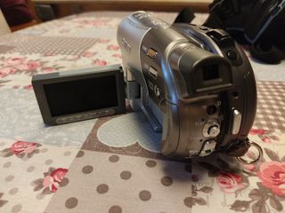 Video camara Canon DVDS y tarjeta