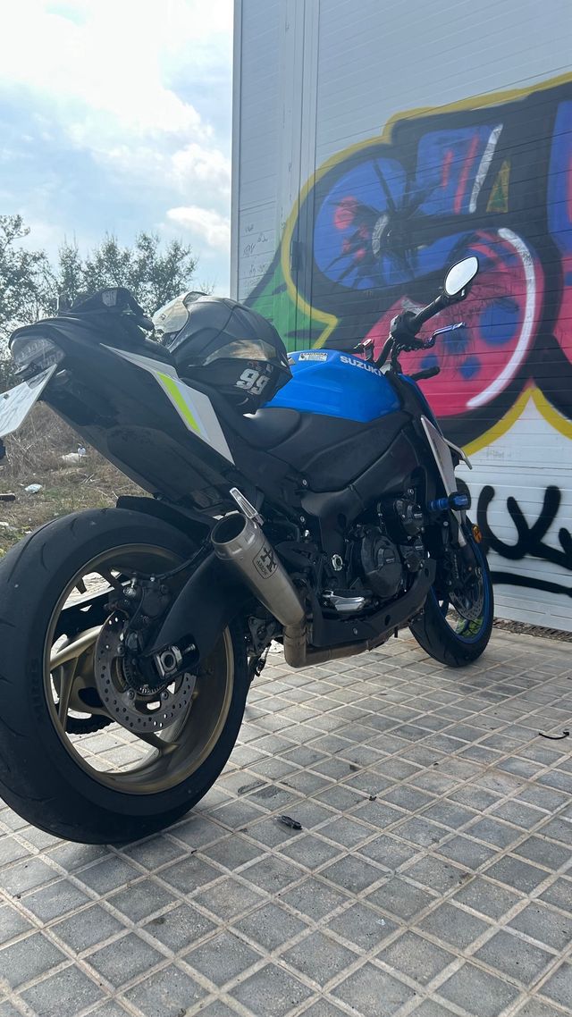 SUZUKI GSX-S950: Moto Impecable