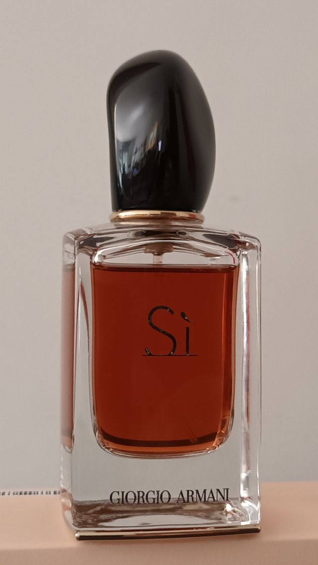 SÌ GIORGIO ARMANI eau de parfum