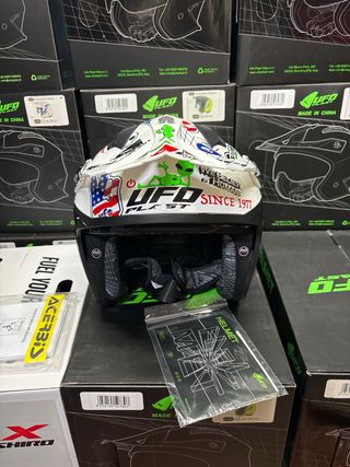 Casco moto XL ufo trial jet