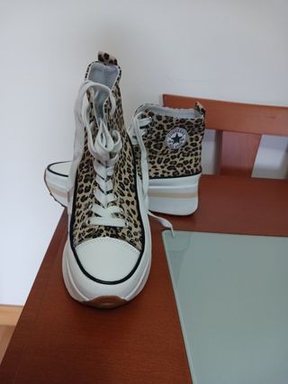 Converse plataforma leopardo