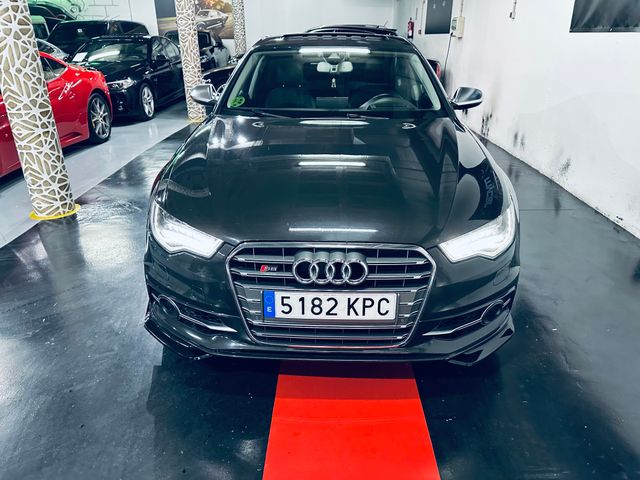 Audi S6 TFSI quattro S-Tronic