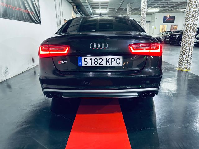 Audi S6 TFSI quattro S-Tronic