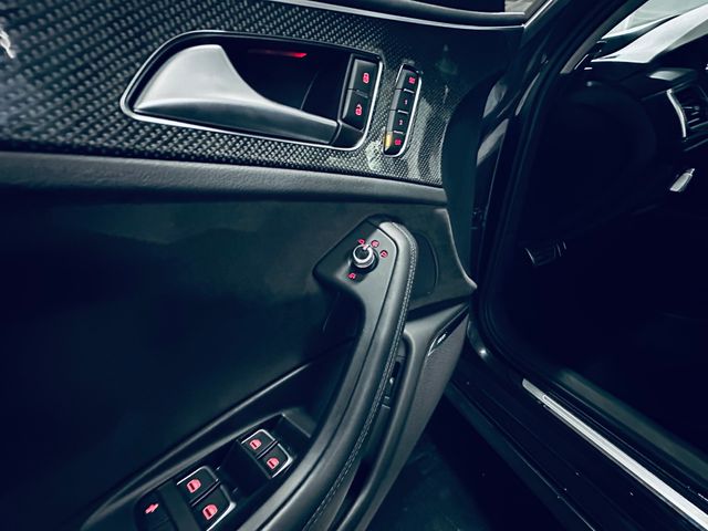 Audi S6 TFSI quattro S-Tronic
