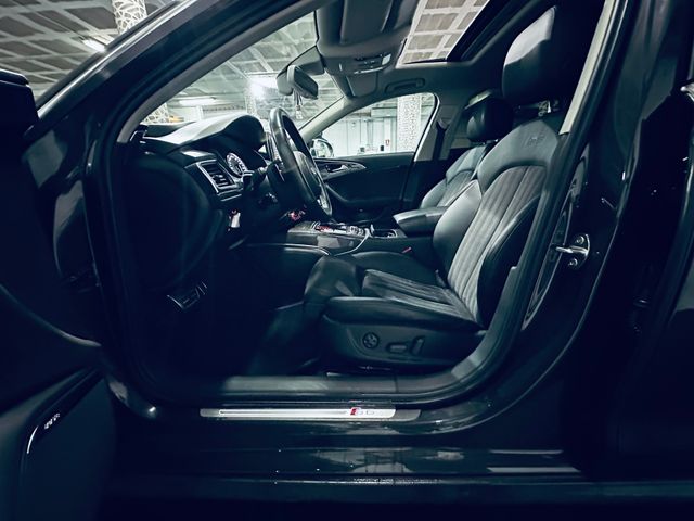 Audi S6 TFSI quattro S-Tronic