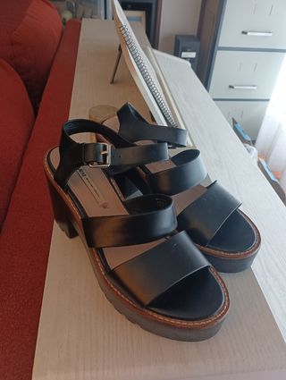 Sandalias negras plataforma