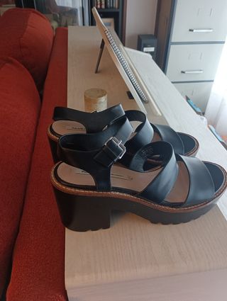 Sandalias negras plataforma