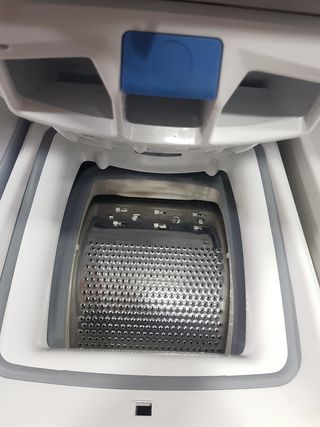 Lavadora Candy de carga  superior¹- 165€