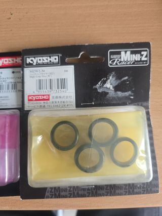 Kyosho miniz n.3 set gomme nuove e origi