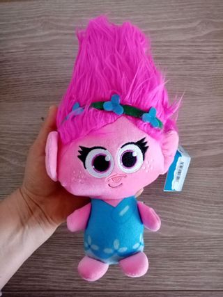 Juego de un vaso y una muñeca Troll Poppy
