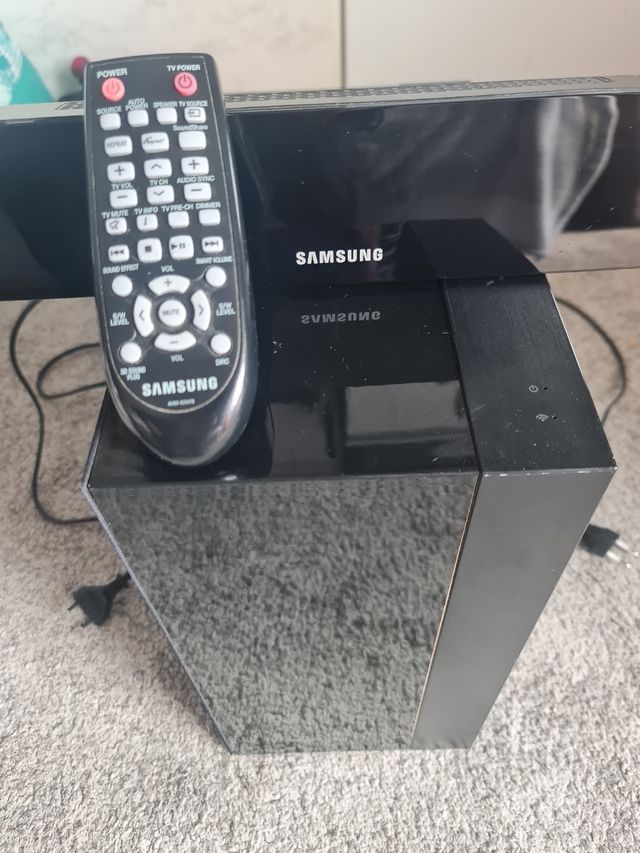 Bara de sonido samsung PS-WF450