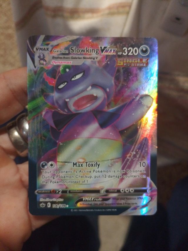 Carte Pokemon VMAX Centiskorch & Slowking