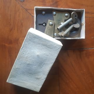 Candado antiguo Nadeem 5 Levers