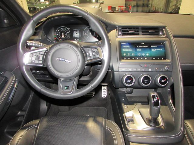 Jaguar E-Pace 2.0d R-Dynamic S 4W