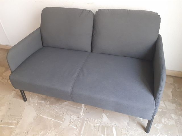 Sofá de dos plazas