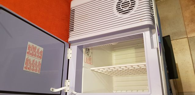 Nevera portatil, alto 25 x largo 40